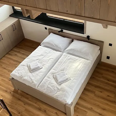 Bukacka 木屋 *