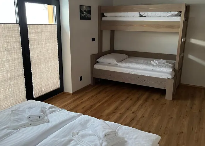 Bukacka Alpesi faház *